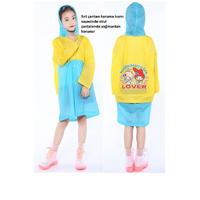 Çocuklar İçin Okul Yağmurluğu Çanta Korumalı