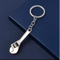 Fonksiyonel İngiliz Anahtarı Şeklinde Anahtarlık